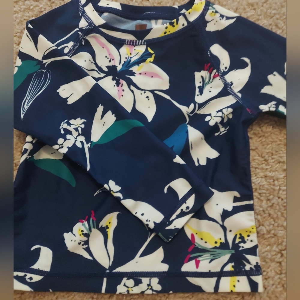 NWOT tea rash guard Toddler Girl